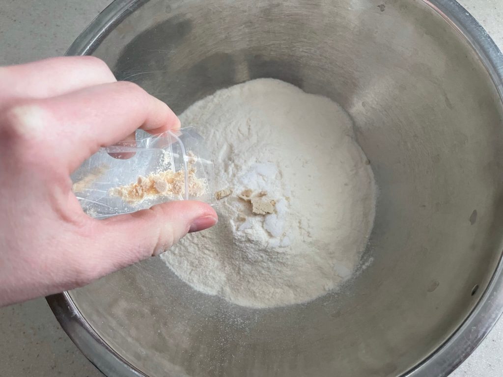 天然パン工房 楽々（らくらく）の米粉ピザキット・こどもにおすすめ４