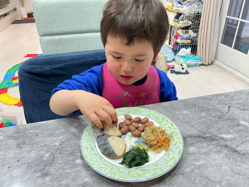 子どもの食卓：幼児食宅配の口コミと評判をママが語る３９